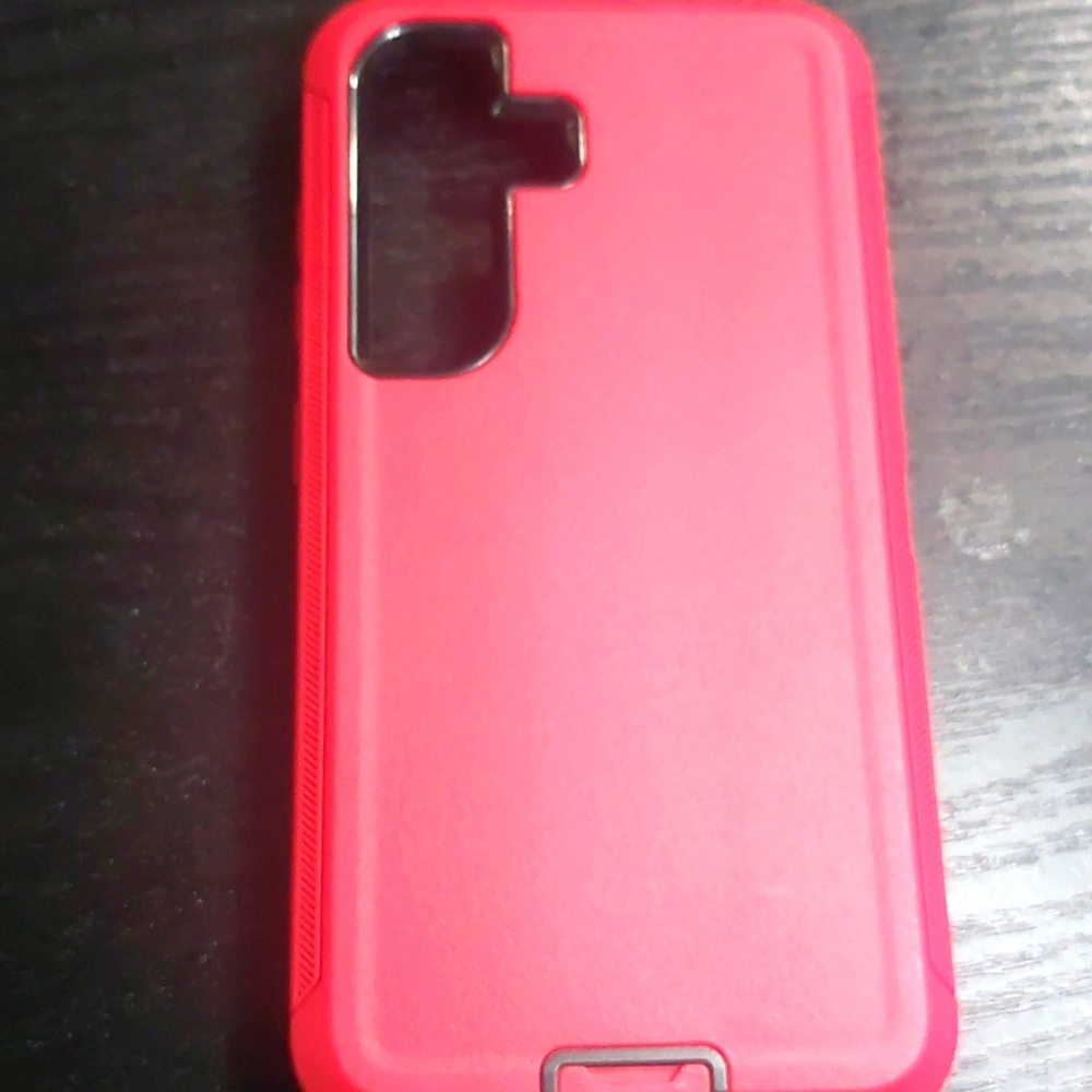 Samsung s24 with front case